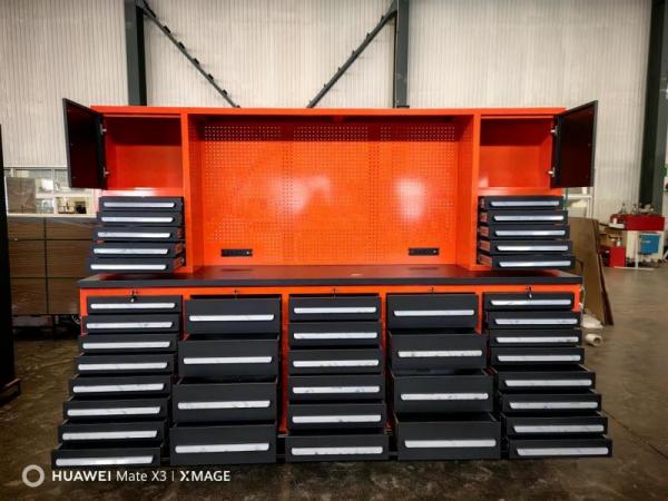 Bagong orange na tool cabinet