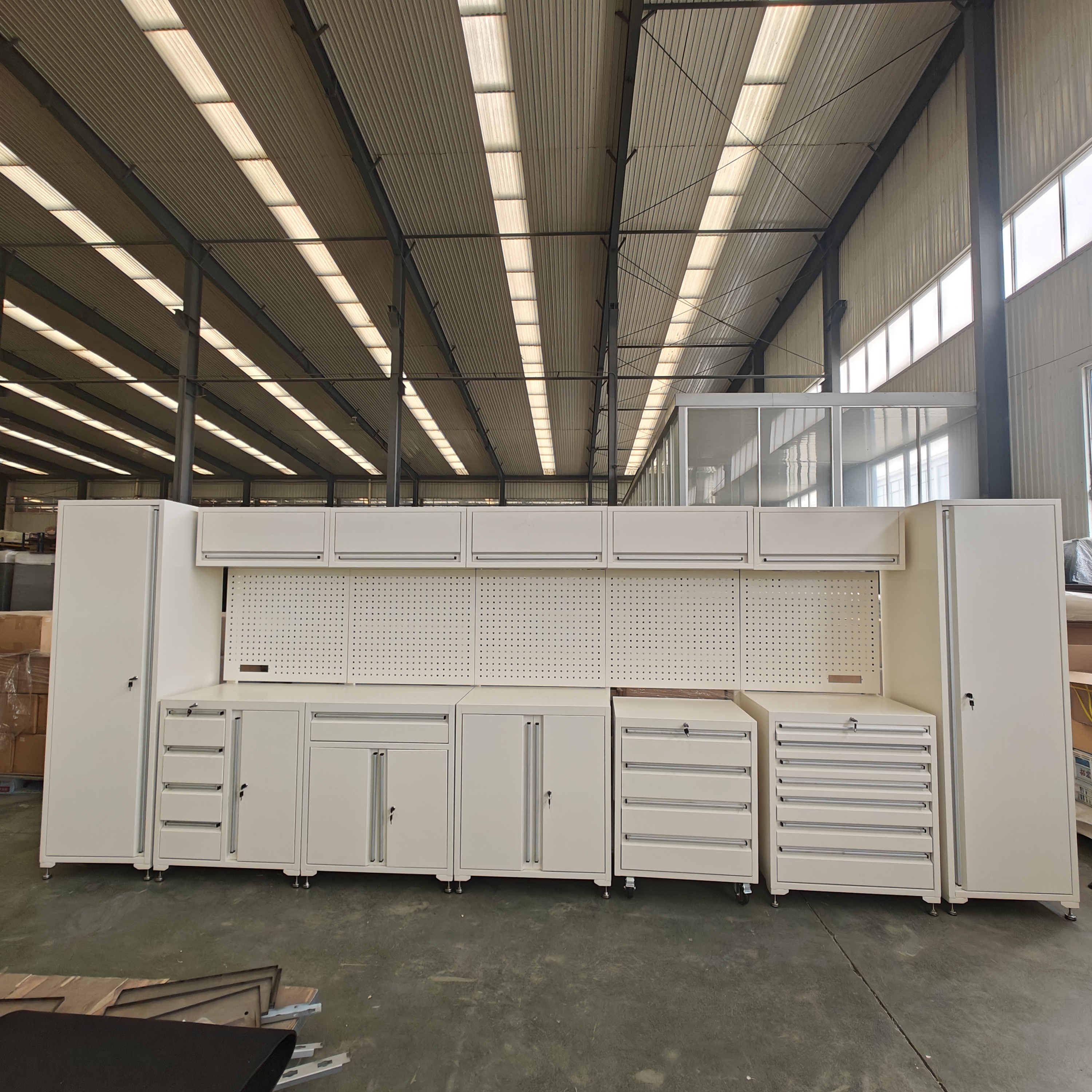 White Heavy duty Garage Cabinet