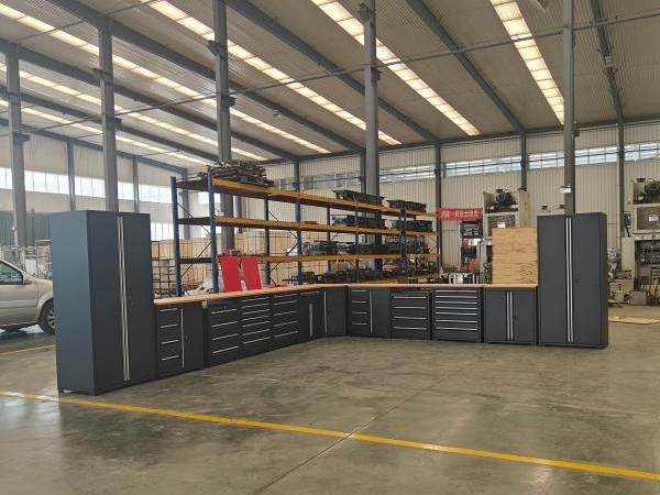 Kumbinasyon ng mga cabinets ng organisador ng garahe ng metal