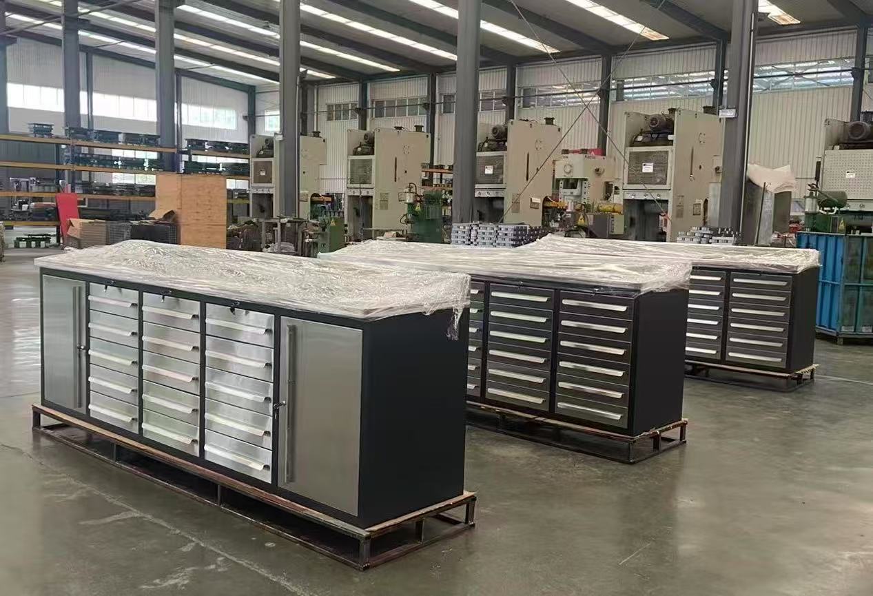 Matagumpay na naghahatid ang Cyjy ng napapasadyang mga cabinets ng tool