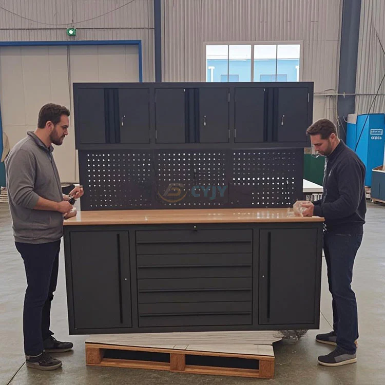 Malakas na matibay na tool workbench