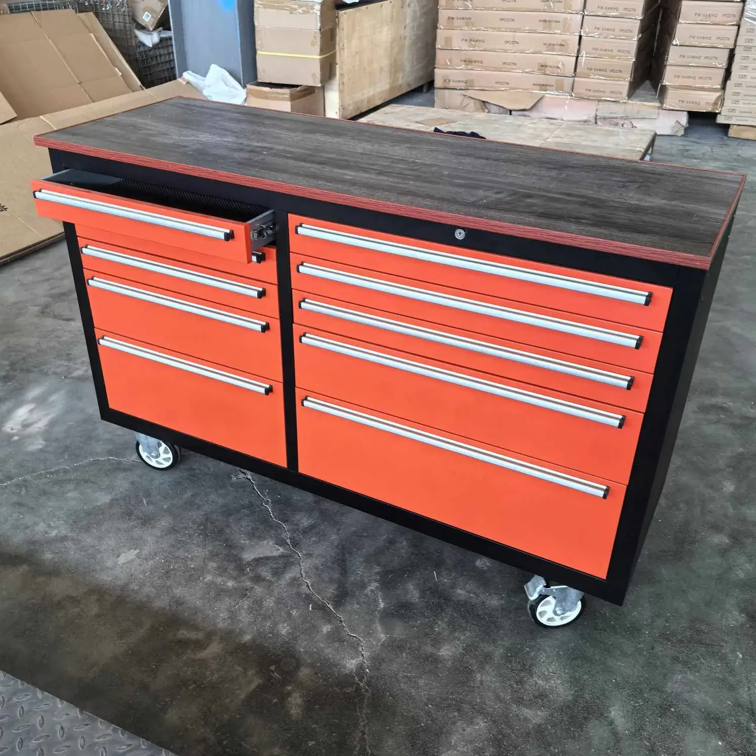 Mga cabinets ng imbakan ng tool